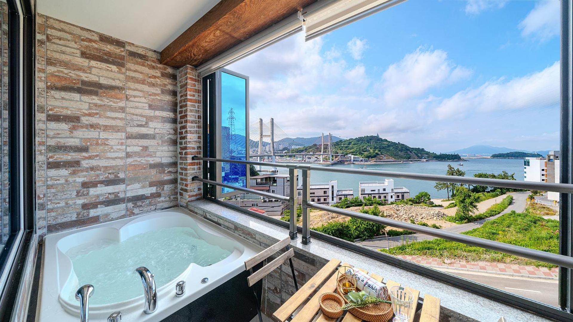 Yeosu View Foret Pension Exterior foto